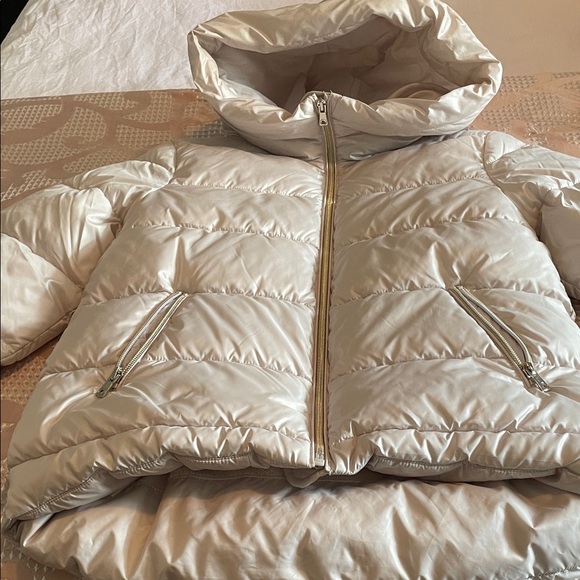Mayoral Off-White Quilted Jacket with Hood - Picture 1 of 7